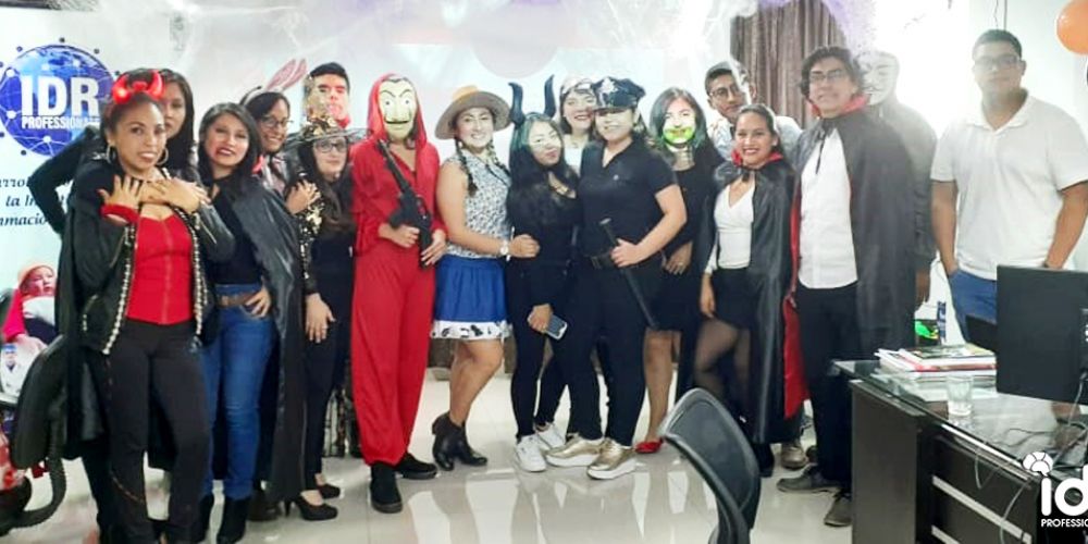 Día de la Canción Criolla y Halloween